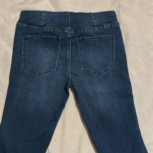 We The Free Penny Pull-On Flare Jeans Sz 26 - Picture 8 of 10